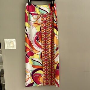 Gorgeous Sm retro Pucci-style print maxi with slit at front to about the knee.